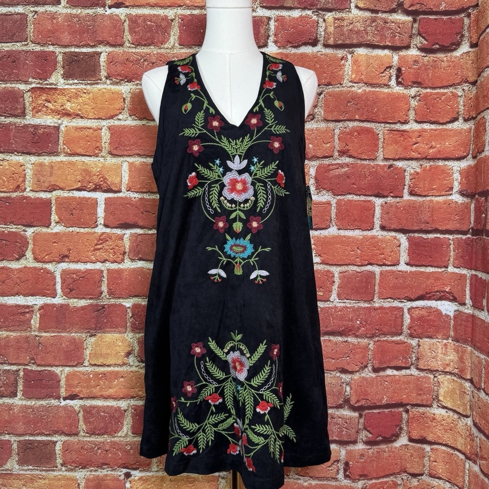 UMGEE Midi Dress Embroidered Sleeveless Tank Black V-Neck Boho Floral Size Small